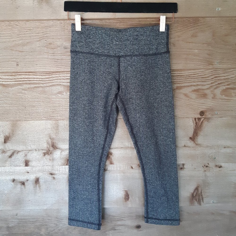 Lululemon Wunder Under Herringbone Crop Size 4